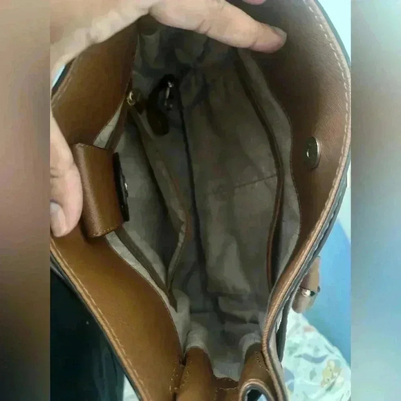 Michael Kors Handbag - Picture 9 of 11